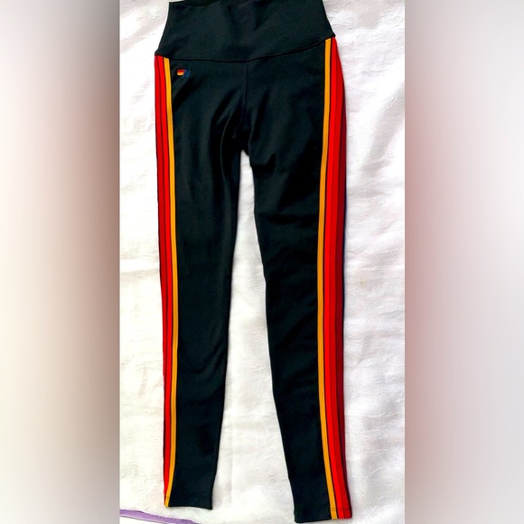 AVIATOR NATION HIGH WAIST FULL LENGTH 5 STRIPES LEGGINGS - BLACK - Picture 4 of 7